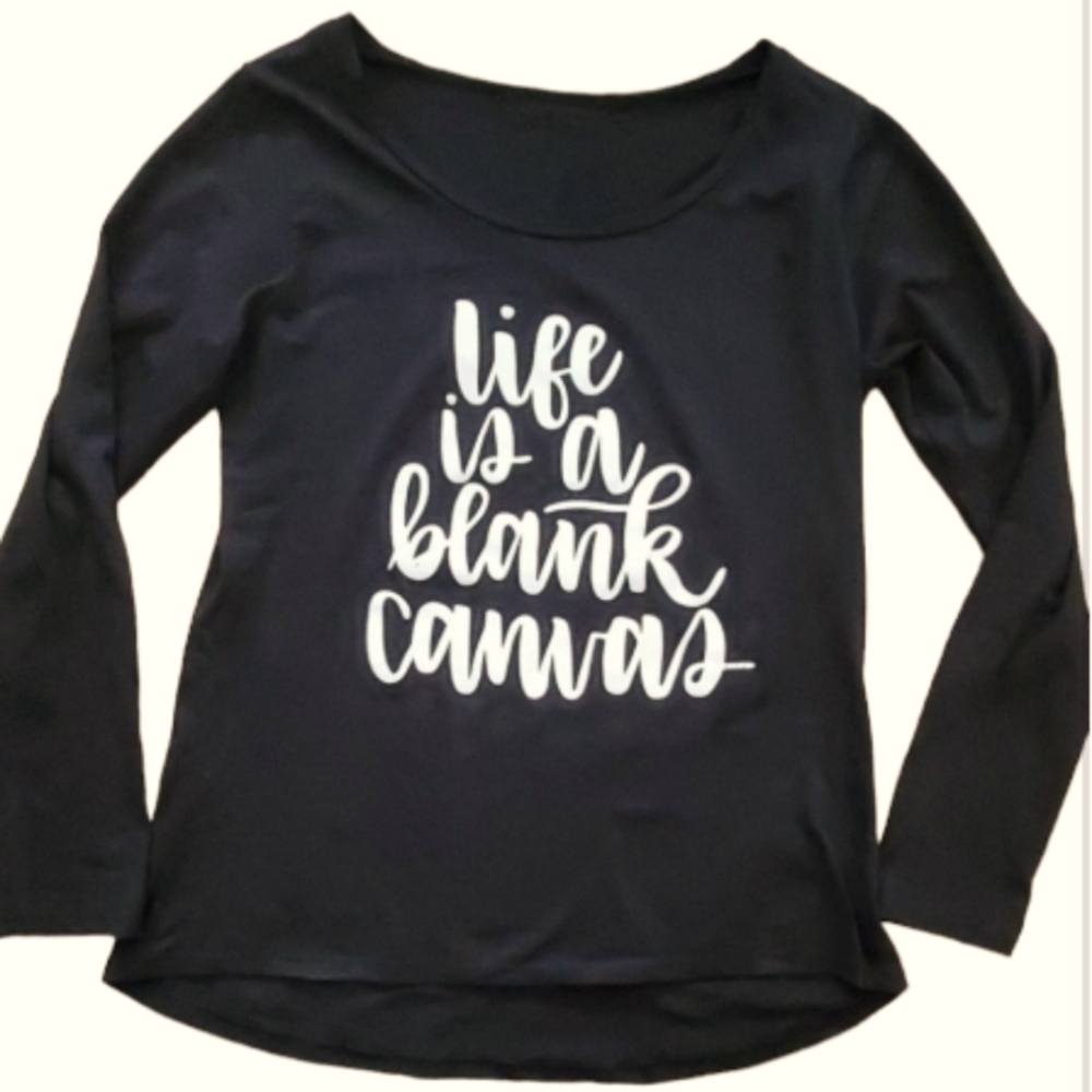 Womans Life Is A Blank Canvas Black Long Sleeve Shirt Size Small Medium‎